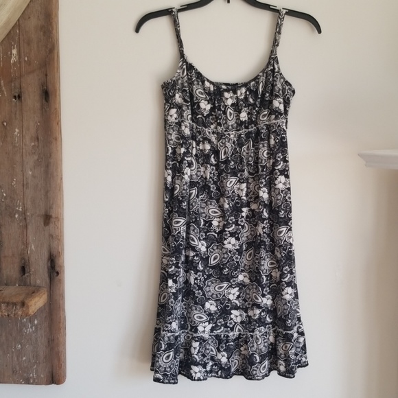 LOFT Dresses & Skirts - Ann Taylor Loft Summer Dress Black & White M